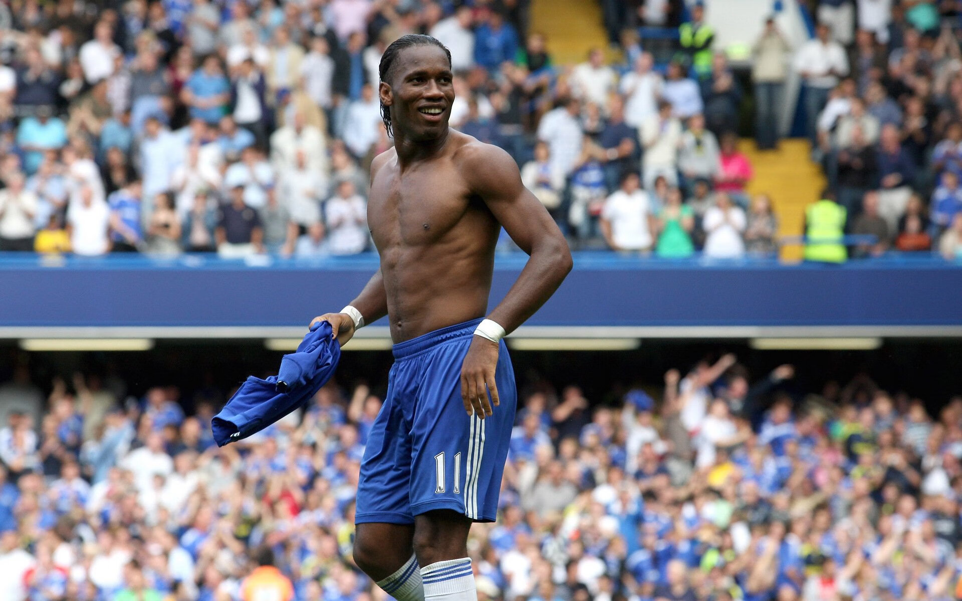 _夜光战场：夜间灯光秀激发不同精彩_，夜光灯视频